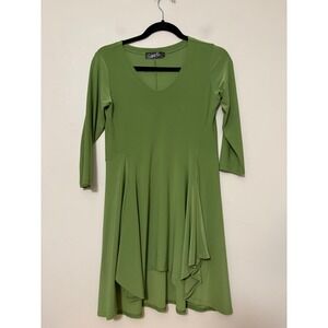 Sympli Women Green V-Neck 3/4 Sleeve Handkerchief Hem Matte Jersey Tunic Dress 4